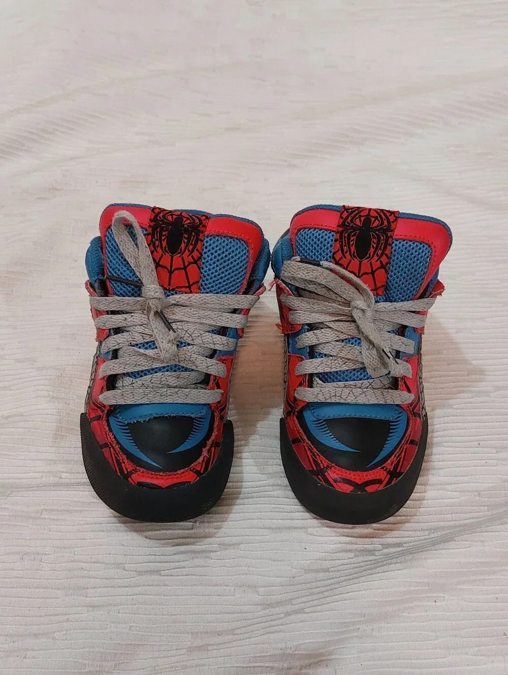 Reebok/Marvel Kids Red and Blue Spiderman-Themed Sneakers Size 12